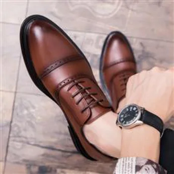 Кожени обувки с остри ръбове, мъжки ежедневни бизнес официалната дрехи, висококачествени мъжки летни обувки от естествена кожа в британския стил, с мека дишаща подметка W