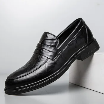 2023 Нови мъжки черни кожени обувки без обков, мека, устойчива на плъзгане обувки за шофиране, мъжки пролетни мокасини, вечерни обувки на плоска подметка за социален живот