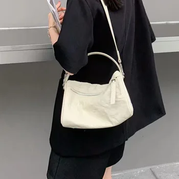Дамска чанта от естествена кожа 2023, нов дизайн, триъгълен чанта през рамо, с висококачествена чанта през рамо от телешка кожа на първия слой за жени, дамски