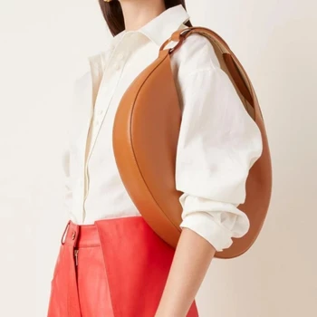 Чанта на едно рамо, италианската дизайнерска ниша, Нова тенденция 2024 г., персонални чанта за подмишниците голям капацитет за съхранение с формата на полумесец